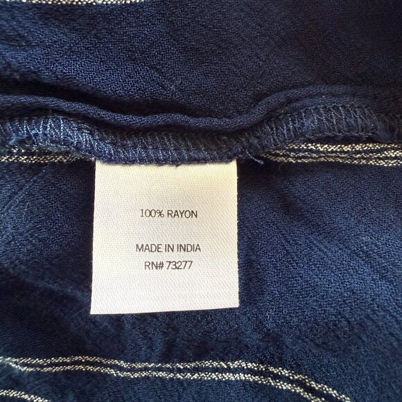 So blue and white striped collared long sleeve button down tie front shirt XL - Picture 8 of 9